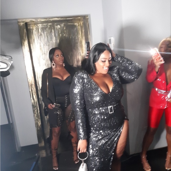 Custom black sequin gown with diamonte buckle - Picture 7 of 9